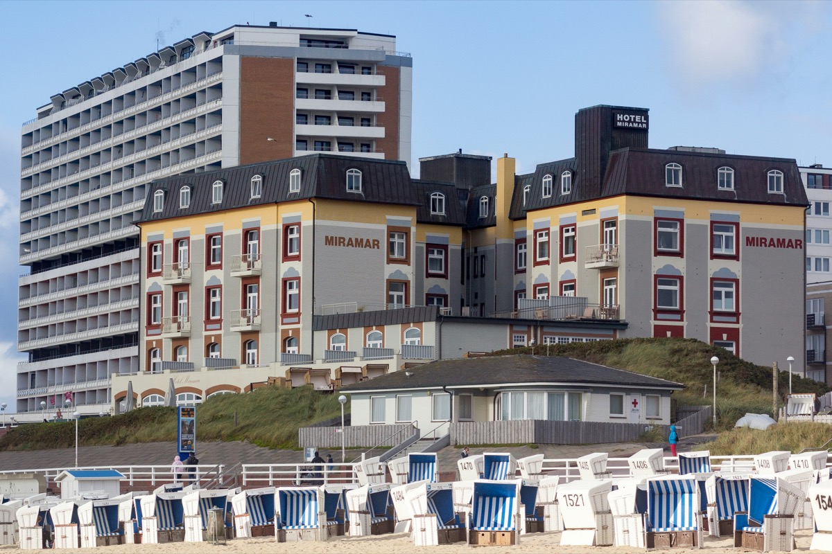 Hotels in Westerland auf Sylt - Hotel Miramar am Strand mit Strandkörben